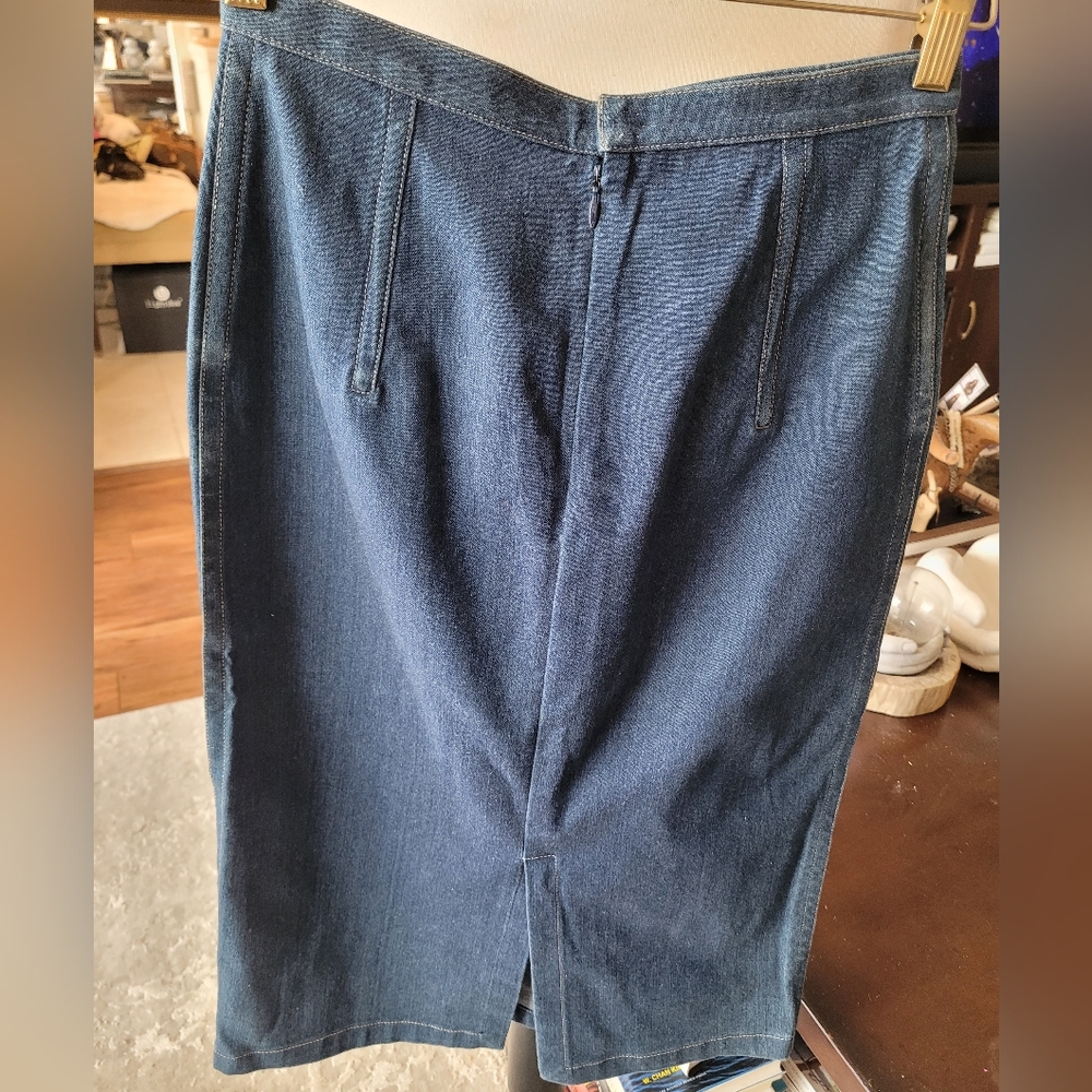 Dolce & Gabbana Classic Blue Denim - Picture 2 of 3